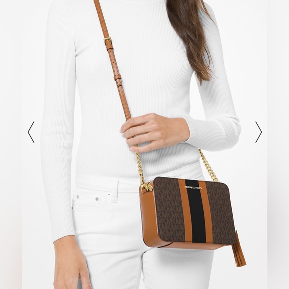Designer Michael Kors
Ginny Medium Logo Stripe Crossbody Bag - Picture 7 of 7